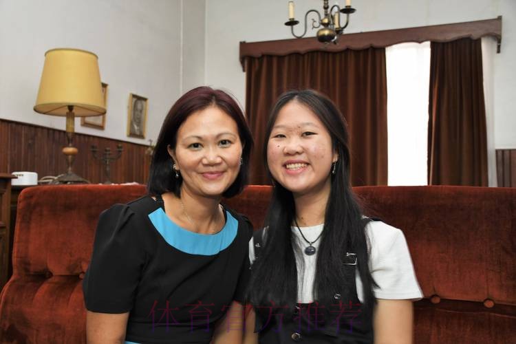 张剑会见毛里求斯青年和体育部部长 张剑会见毛里求斯青年和体育部部长